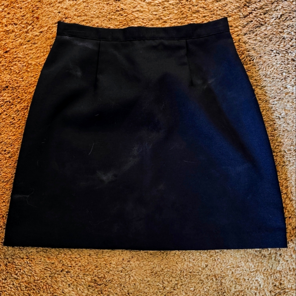 Sleek Black Pencil Skirt
